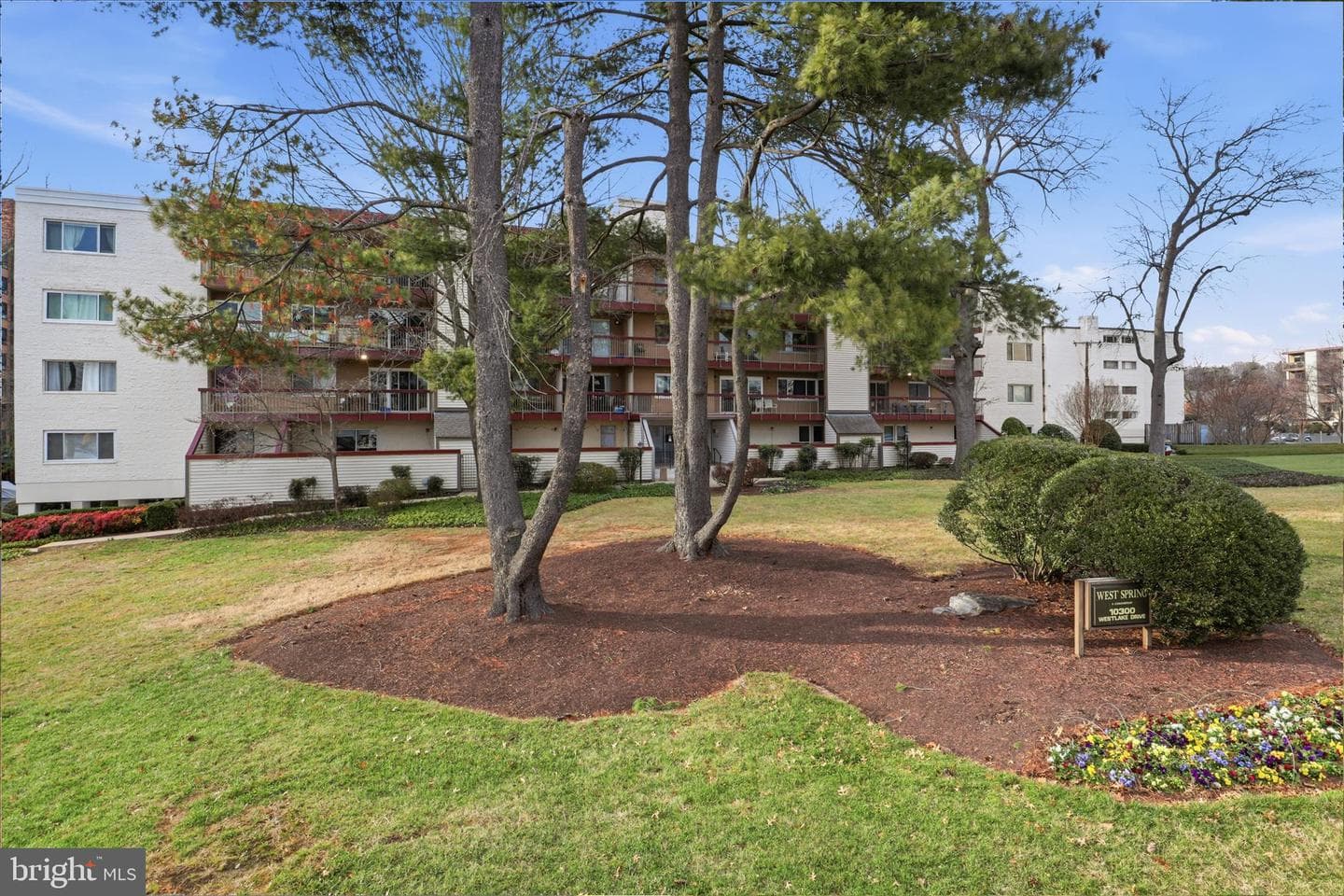 10300 Westlake Drive #s404 photo 13