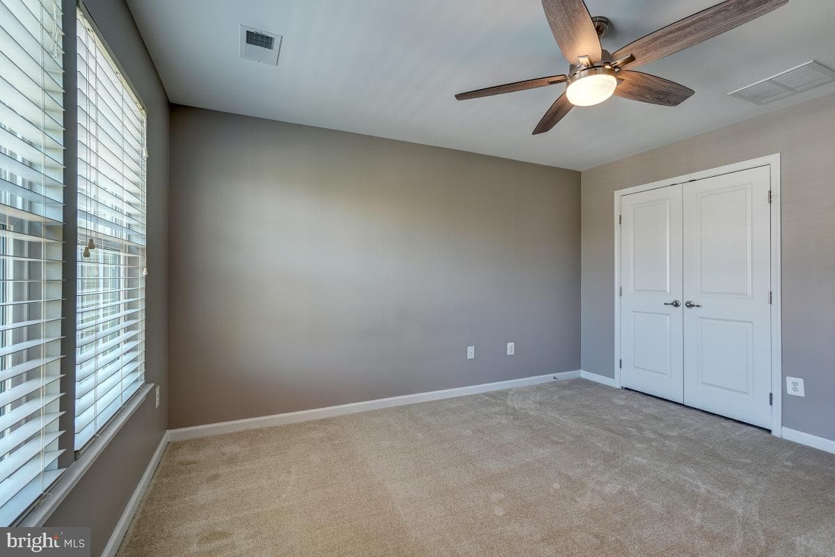 3925 Broadheath Circle photo 22