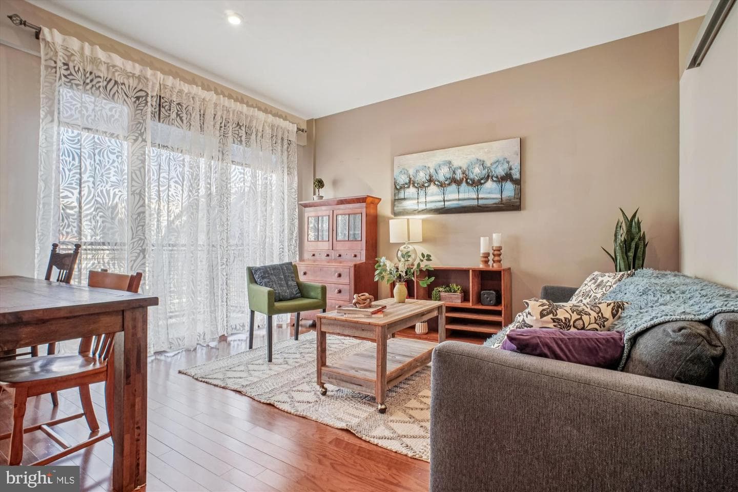 1320 Fenwick Lane #711 photo 5