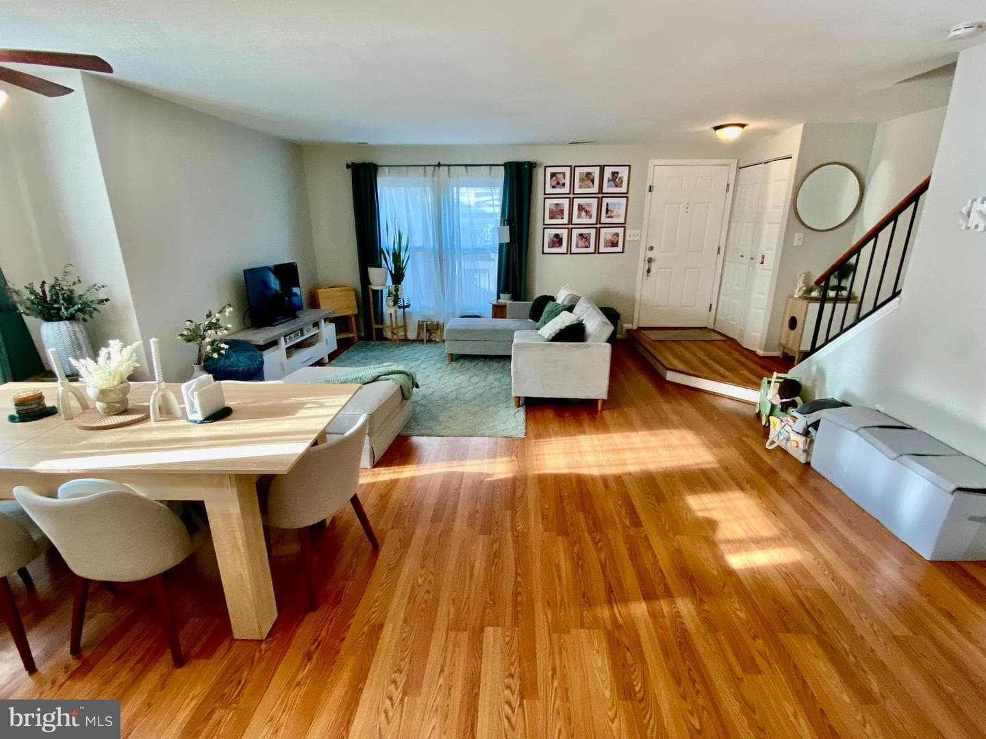 1 Appledowre Court #137 photo 6