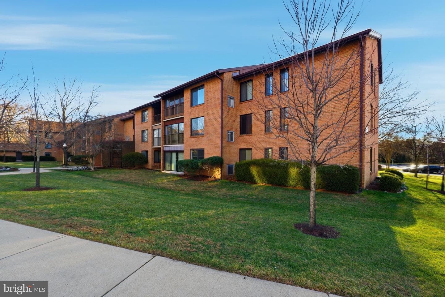 15201 Elkridge Way #93-2e photo 3