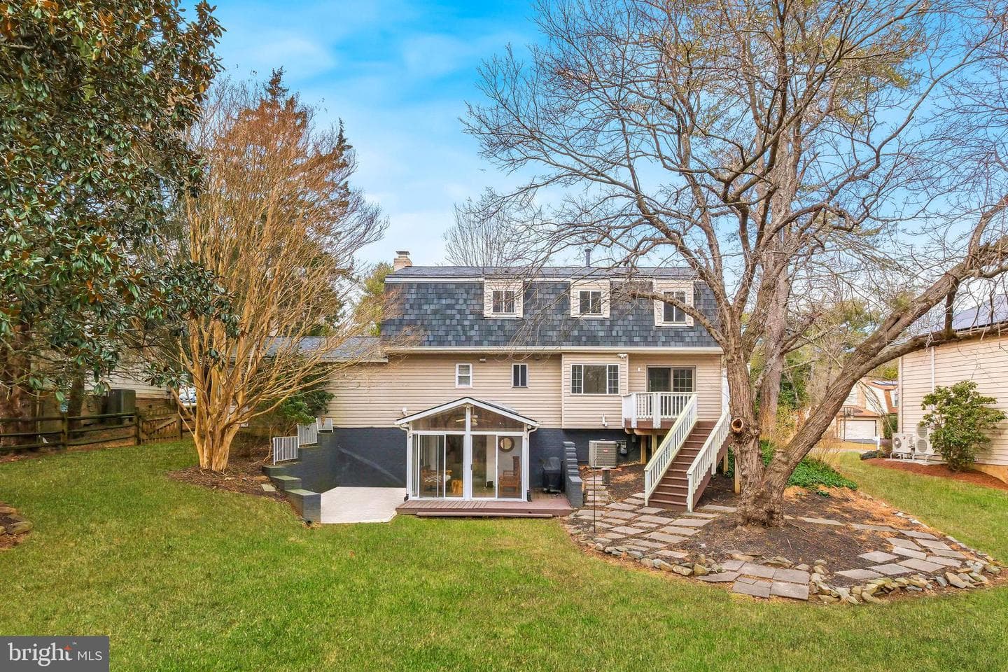 10104 Colebrook Avenue photo 2