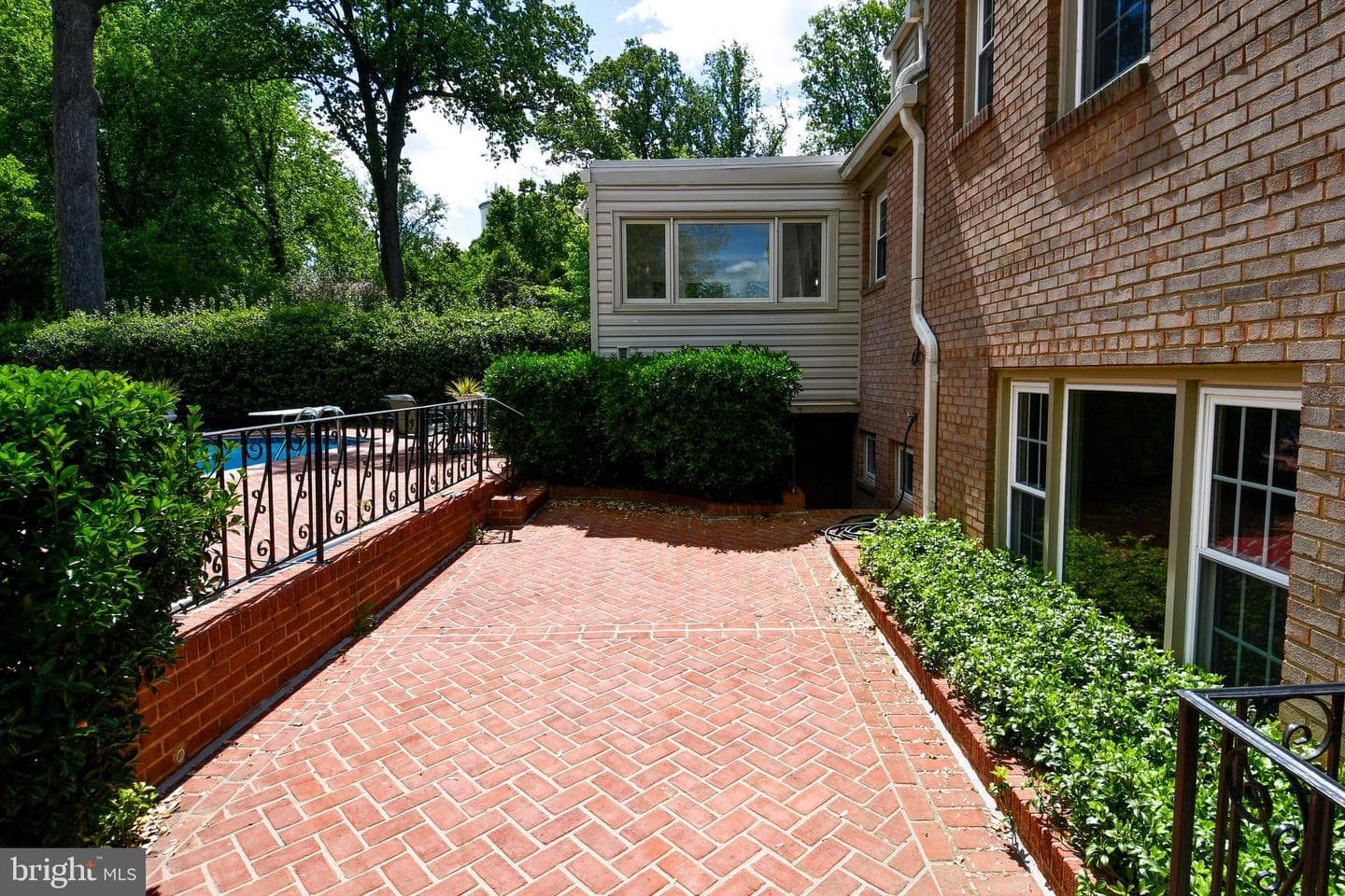 7109 Radnor Road photo 58