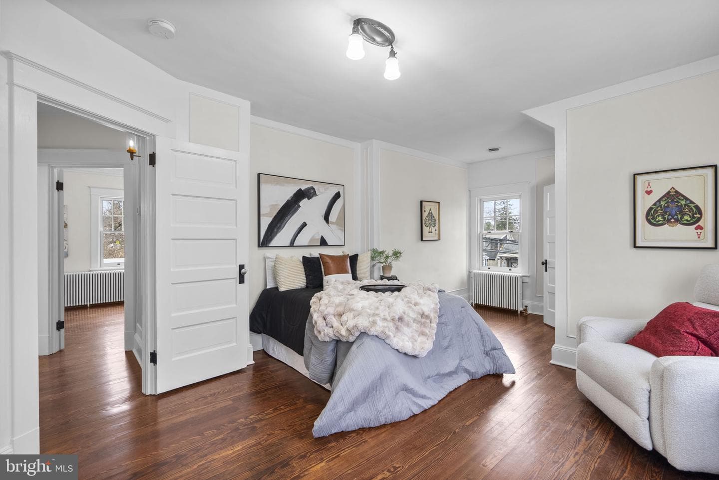 9403 Warren Street photo 25