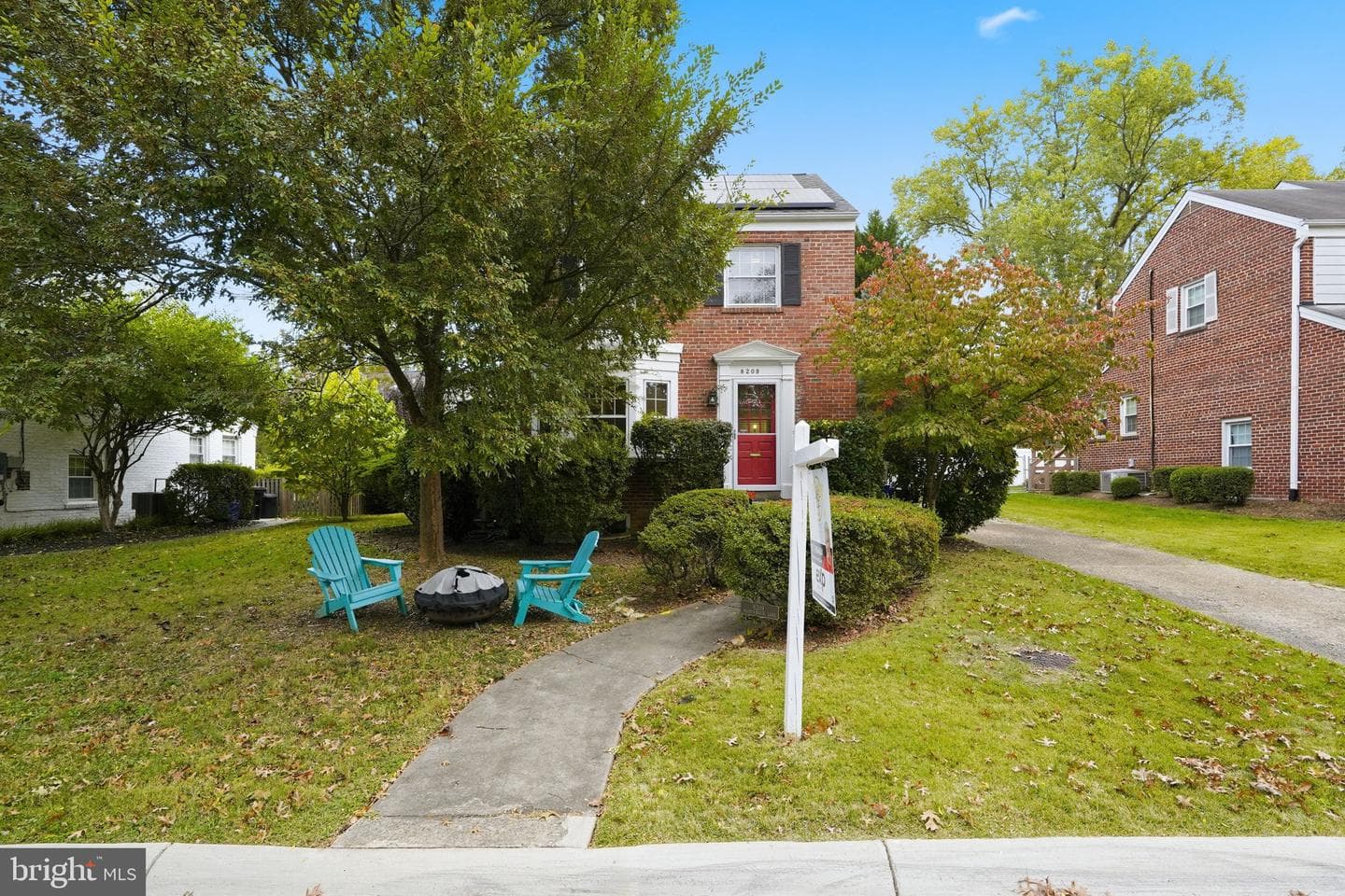 8209 Meadowbrook Lane photo 2