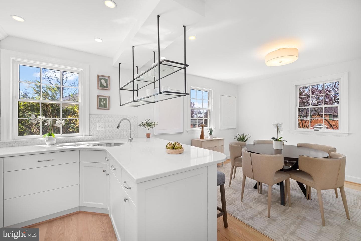 2612 Spencer Road photo 6