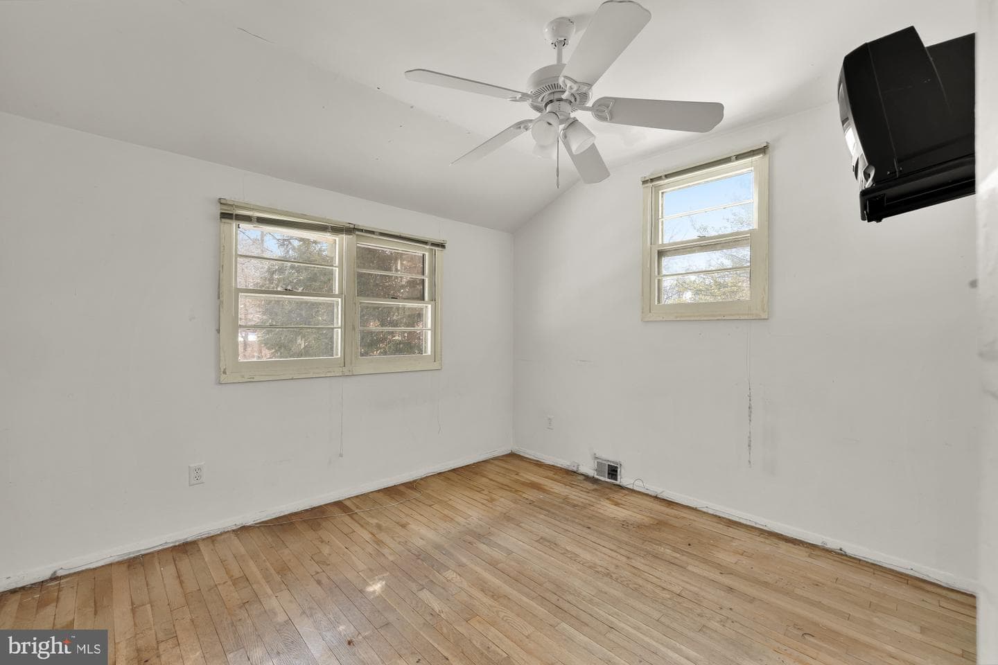 4119 Denfeld Avenue photo 27