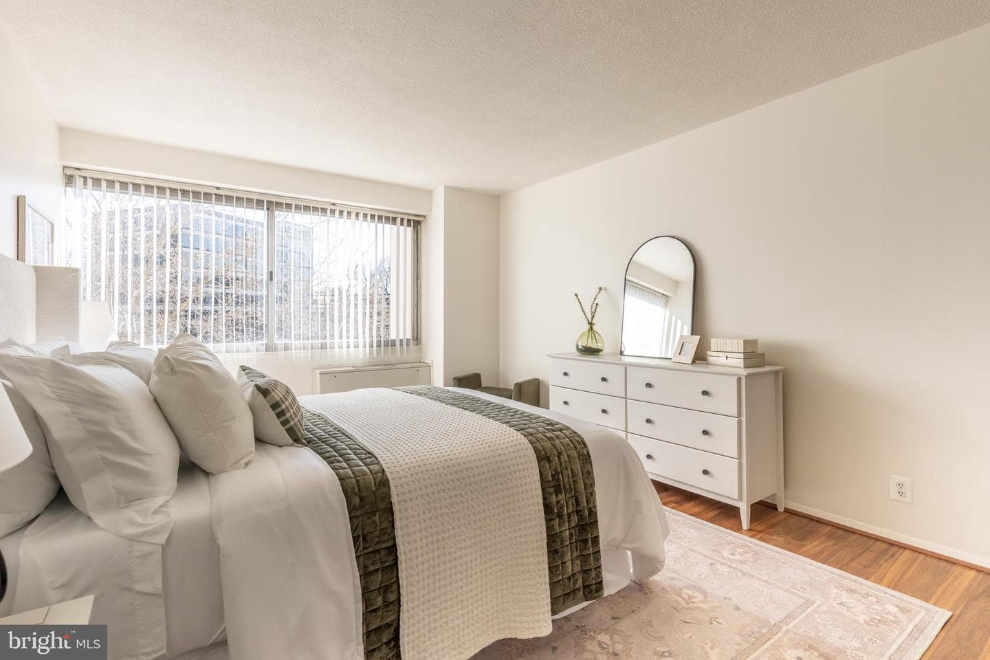 4515 Willard Avenue #609 photo 14