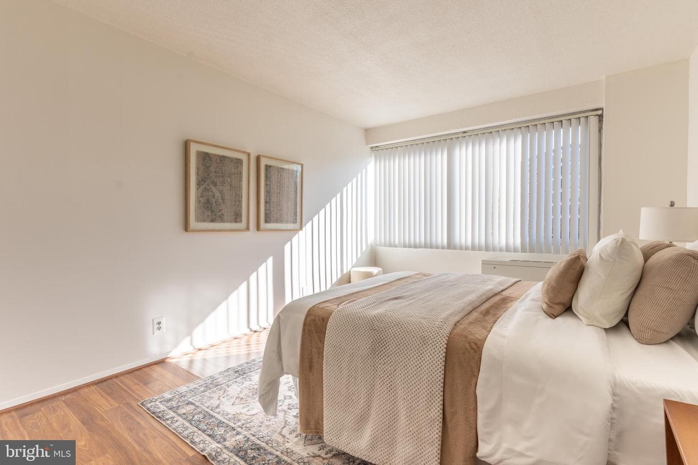 4515 Willard Avenue #609 photo 18