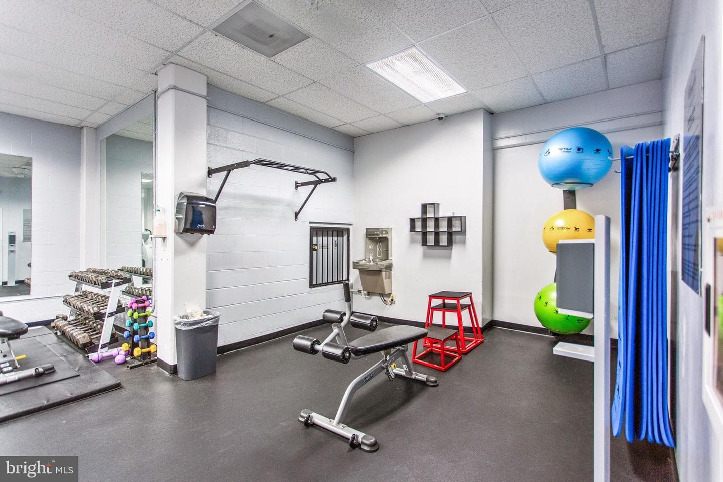 4515 Willard Avenue #609 photo 32