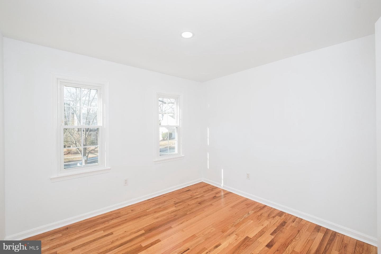 307 Summit Hall Road photo 18