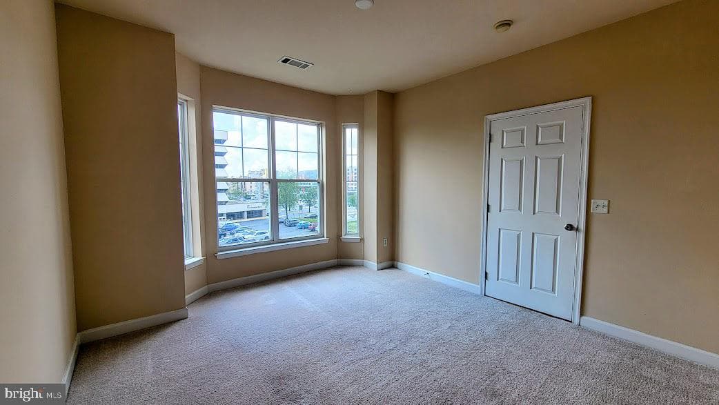 501 Hungerford Drive #unit #207 photo 9