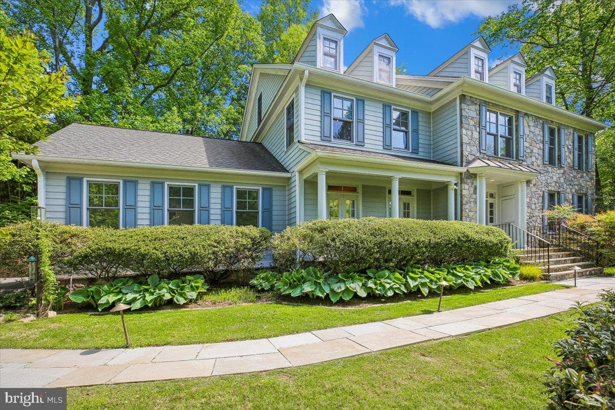 6302 Walhonding Road, Bethesda