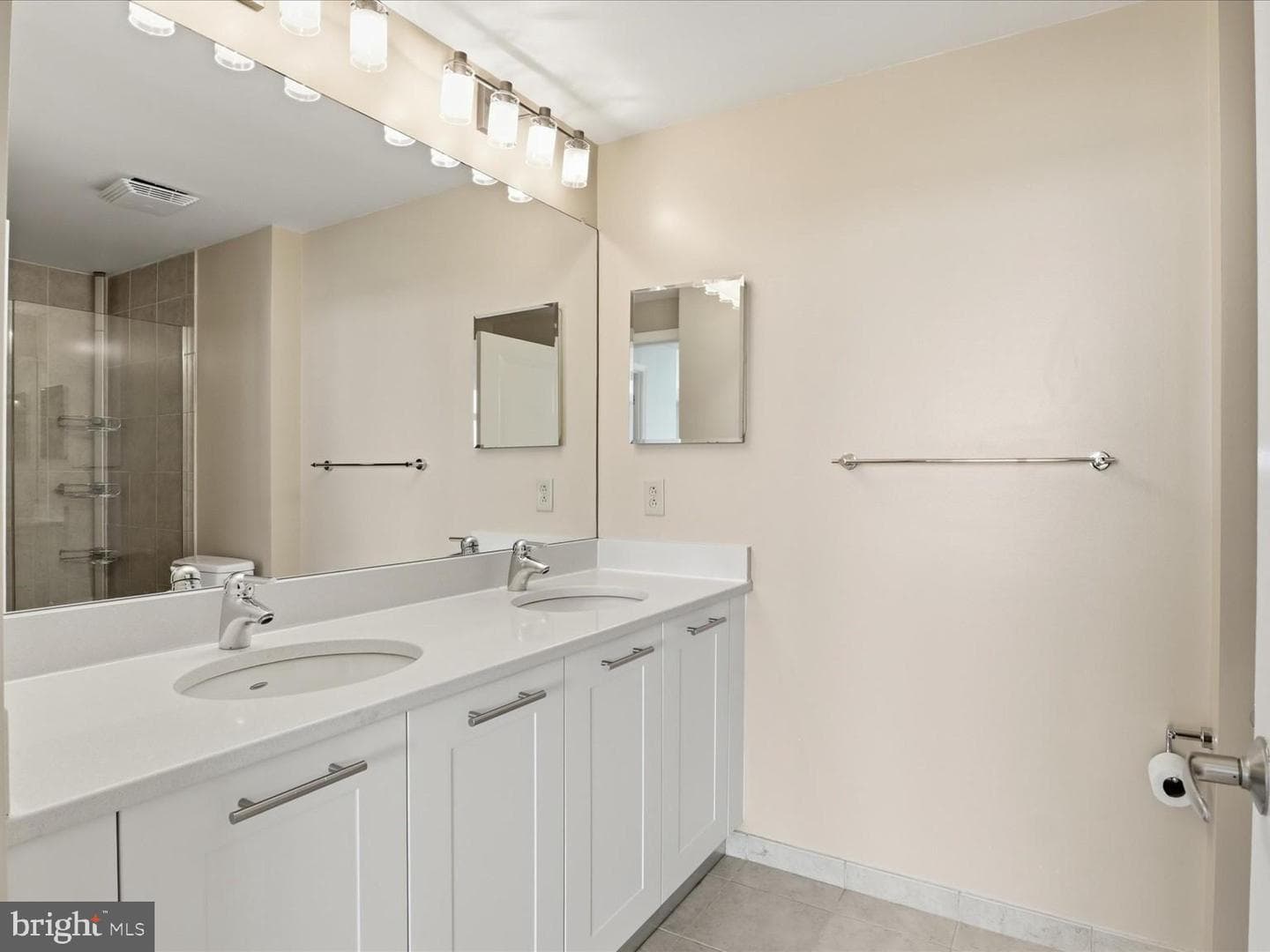 5750 Bou Avenue #801 photo 16