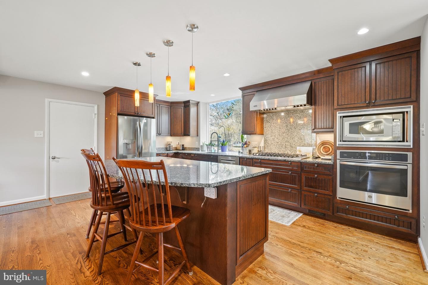 11504 Alcinda Lane photo 9