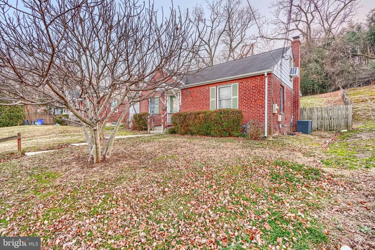 2704 Fenimore Road photo 3