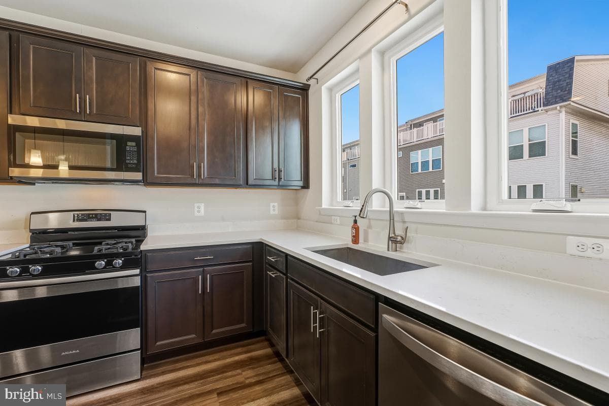 3230 Provider Way photo 20
