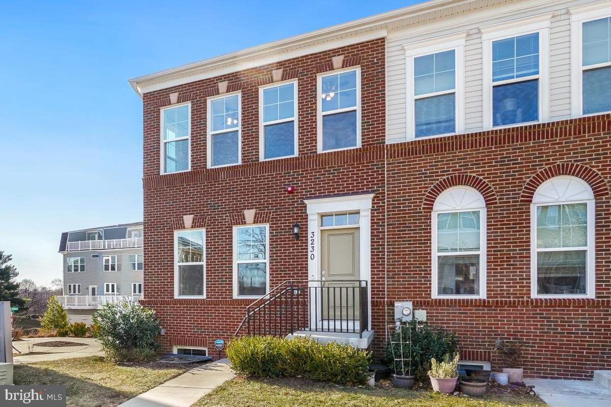 3230 Provider Way photo 3