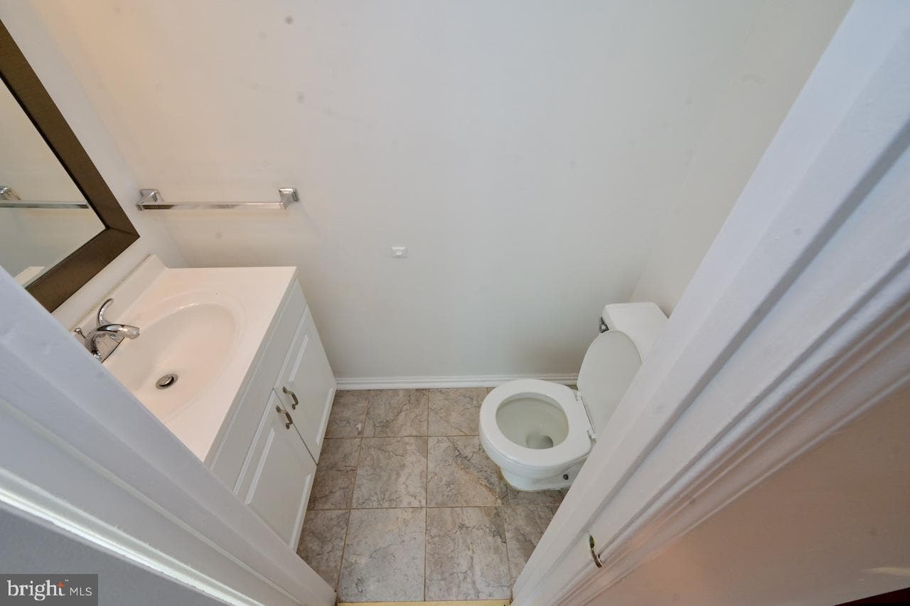 656 Azalea Drive #4-656 photo 12
