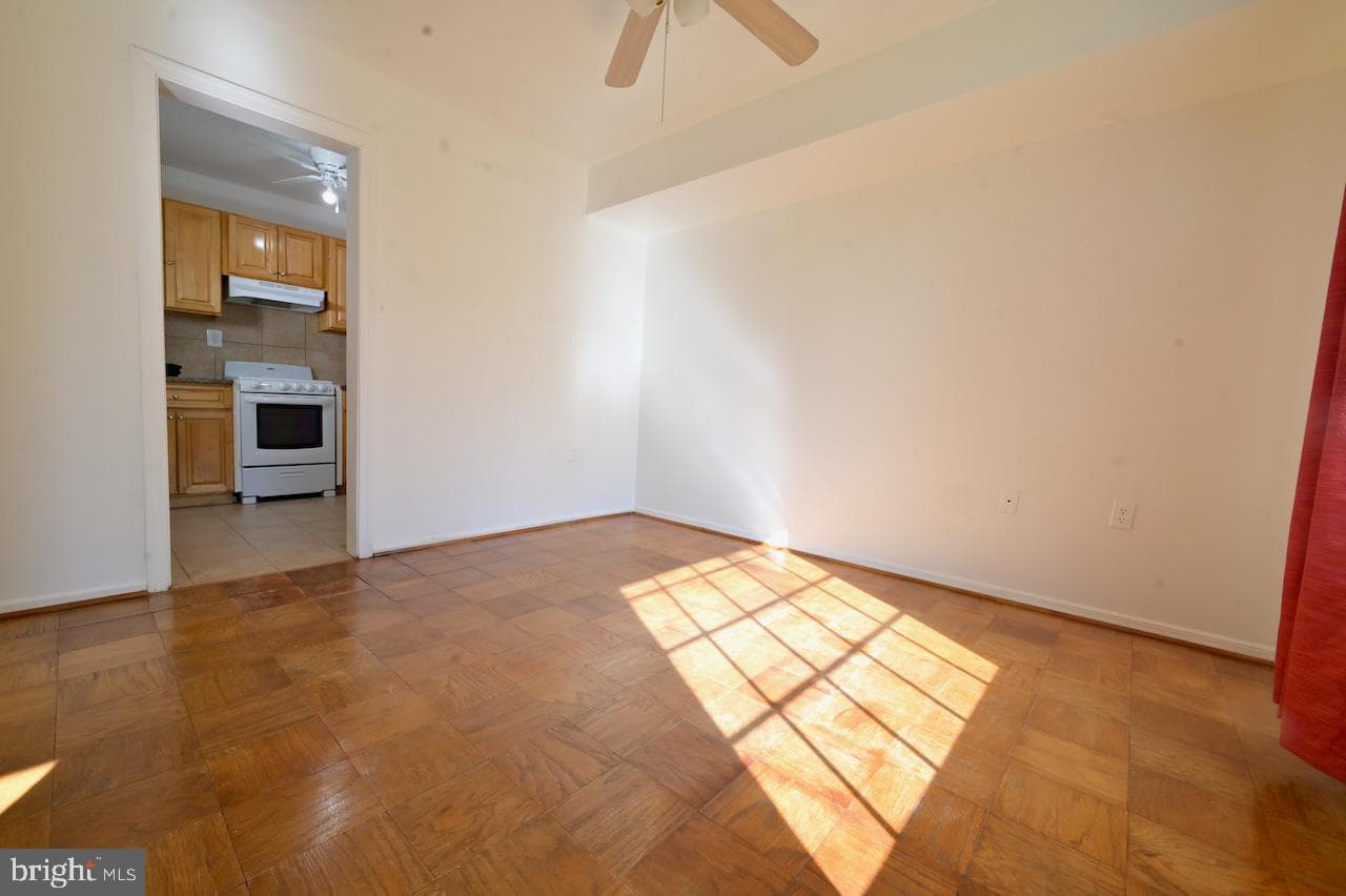 656 Azalea Drive #4-656 photo 3