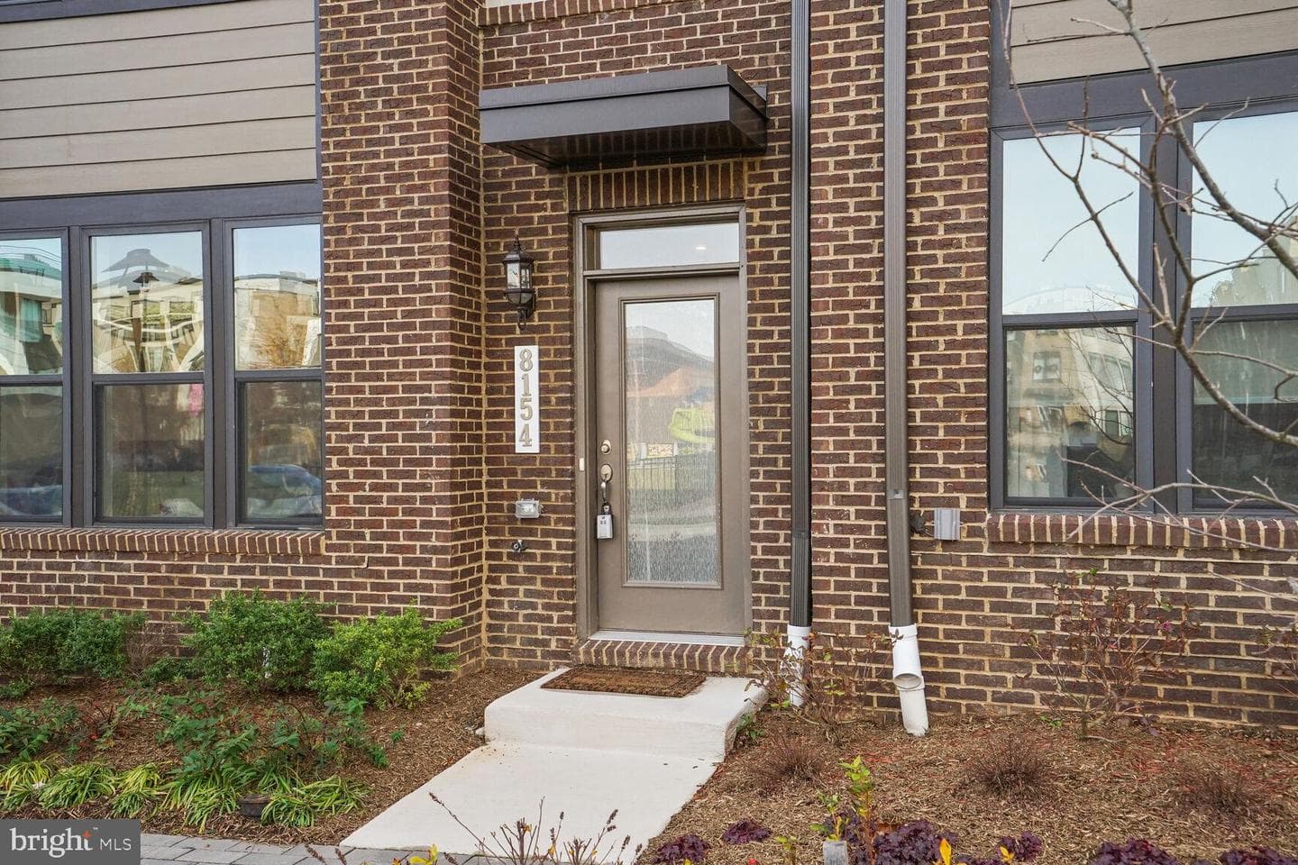 8154 Varick Place photo 2