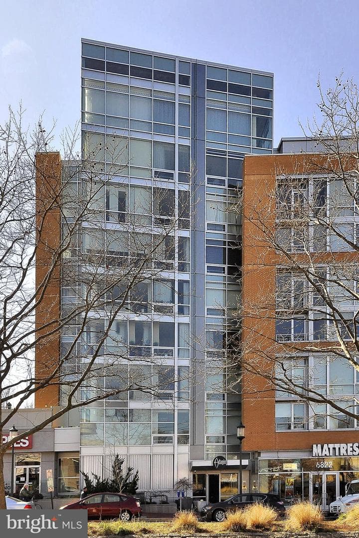 6820 Wisconsin Avenue #5004 photo 17