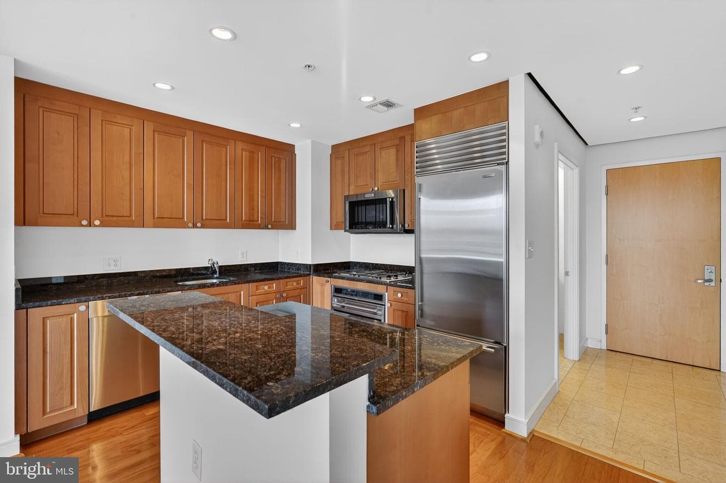 6820 Wisconsin Avenue #5004 photo 7