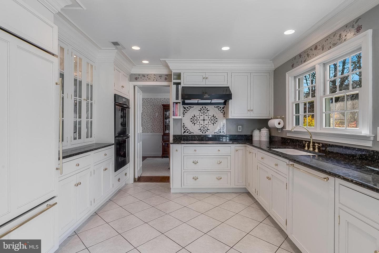 12812 Deep Spring Drive photo 8