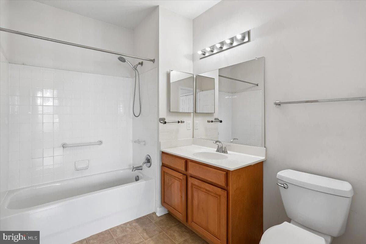 14241 Kings Crossing Boulevard #210 photo 12