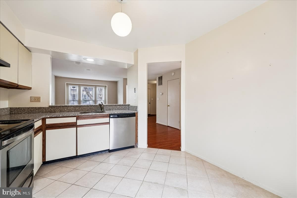20713 Bountyfield Court photo 31