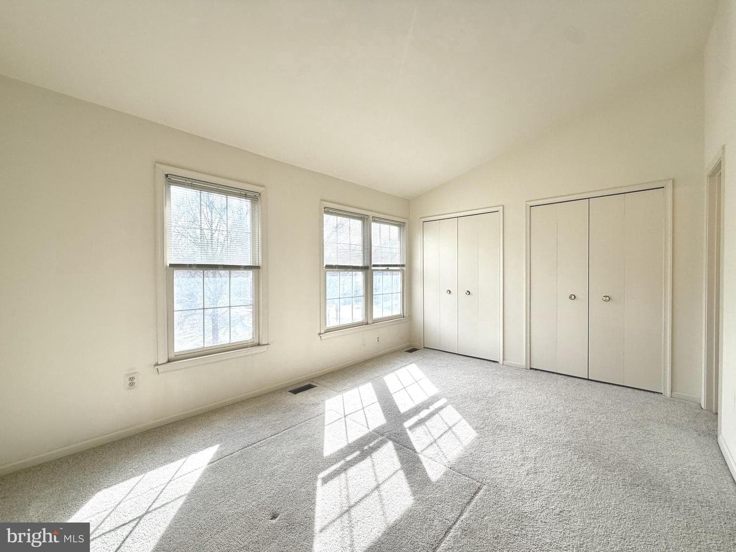 3824 Swan House Court photo 15