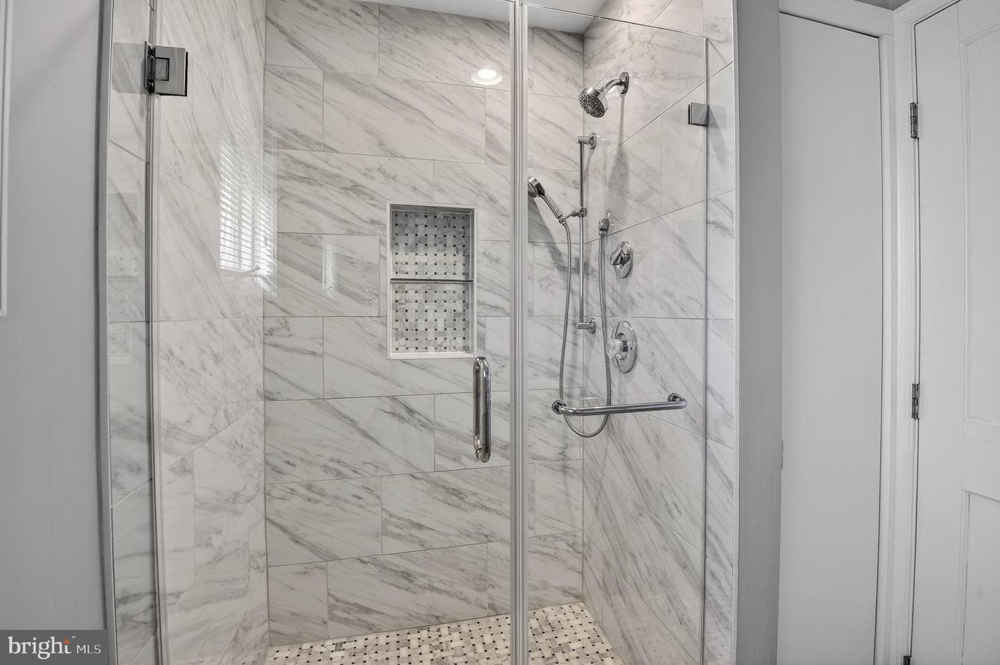 5410 Bradley Boulevard photo 24