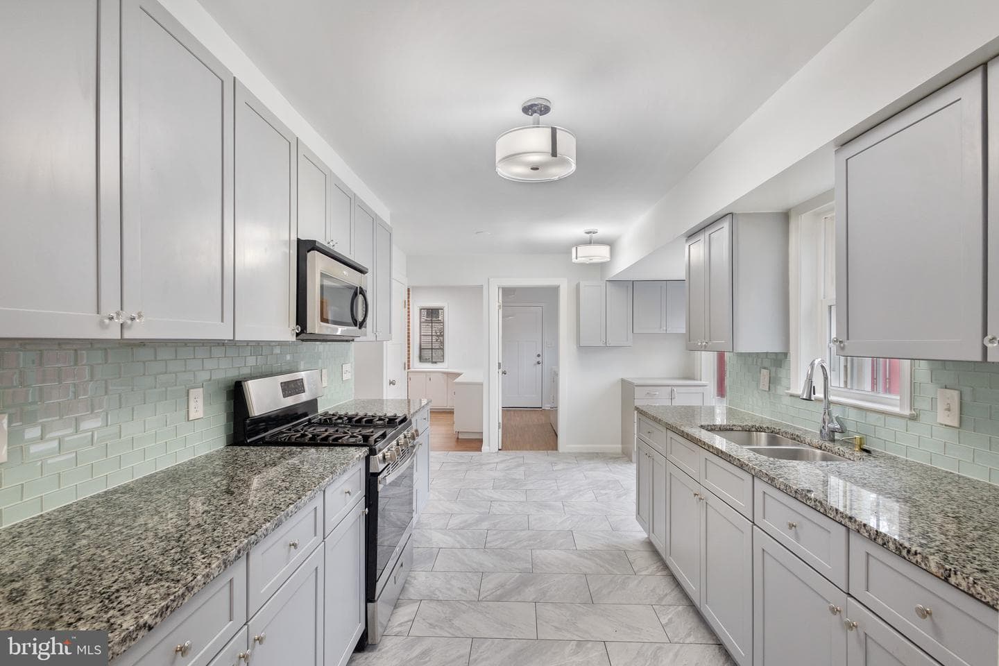 13214 Serpentine Way photo 11
