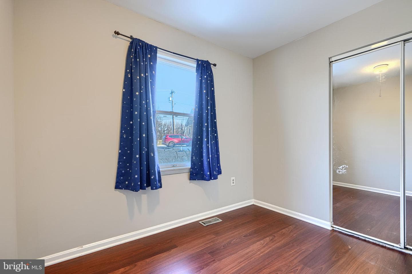 10100 Lewis Drive photo 24