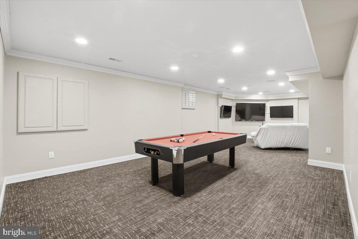 11221 Welland Street photo 49