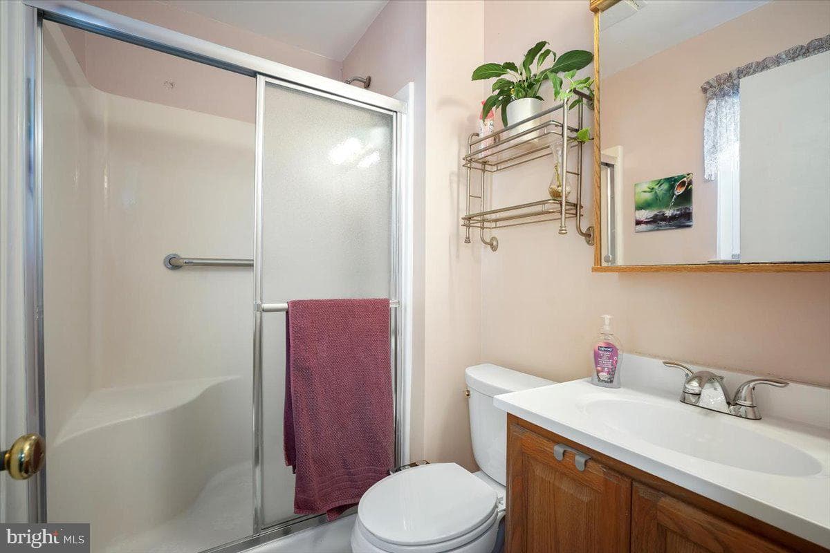 8217 Mountain Laurel Lane photo 17