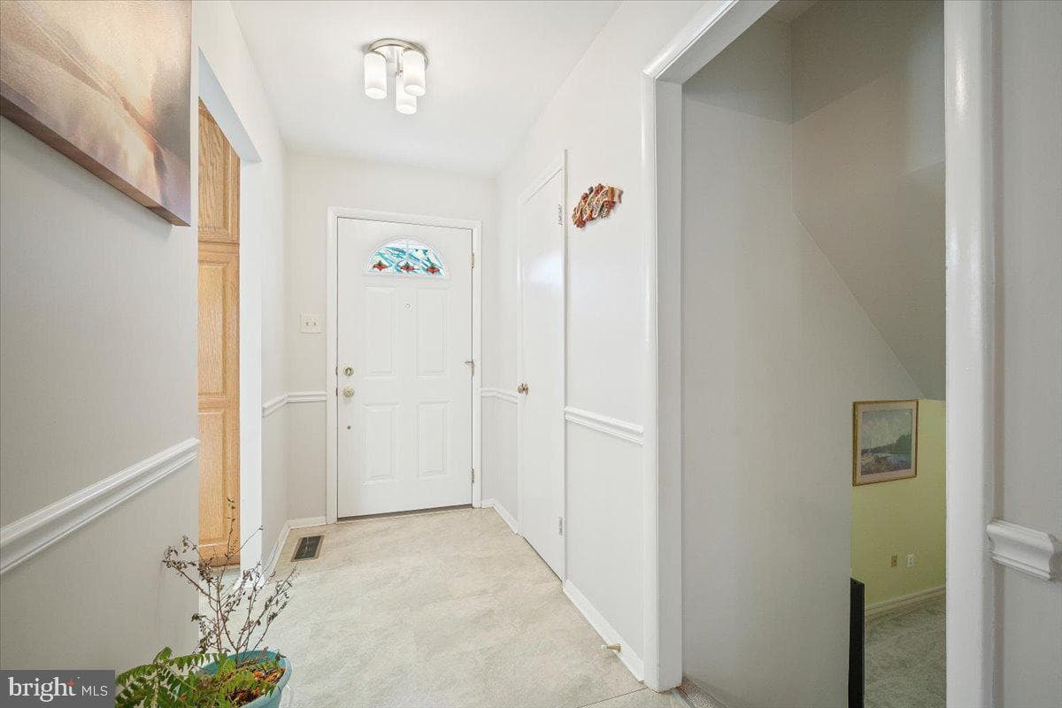 8217 Mountain Laurel Lane photo 2