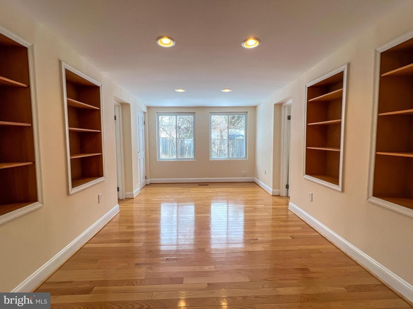 1306 Leister Drive photo 17