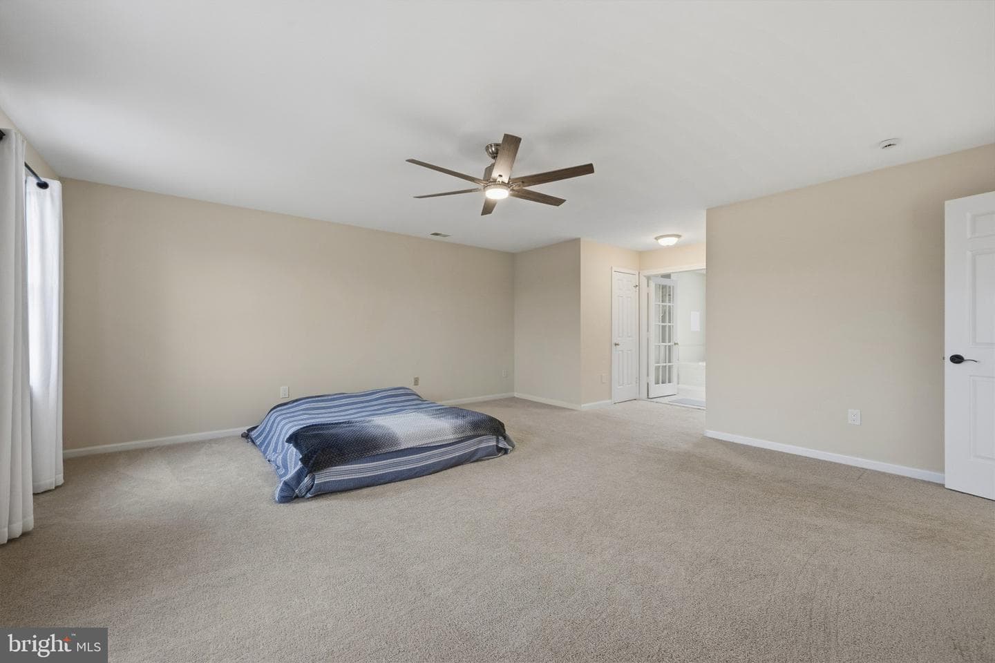 22340 Flintridge Drive photo 35