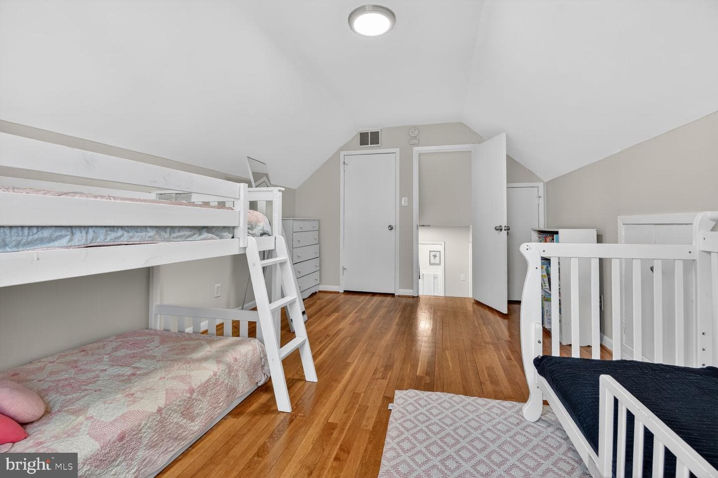 9914 Grayson Avenue photo 14
