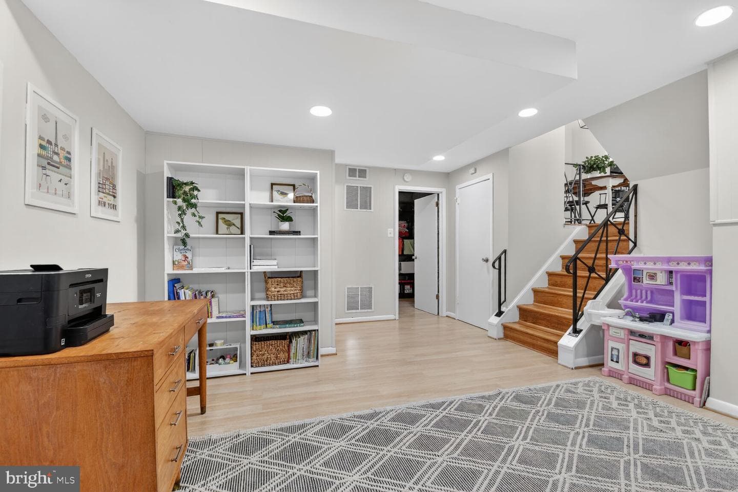 9914 Grayson Avenue photo 19