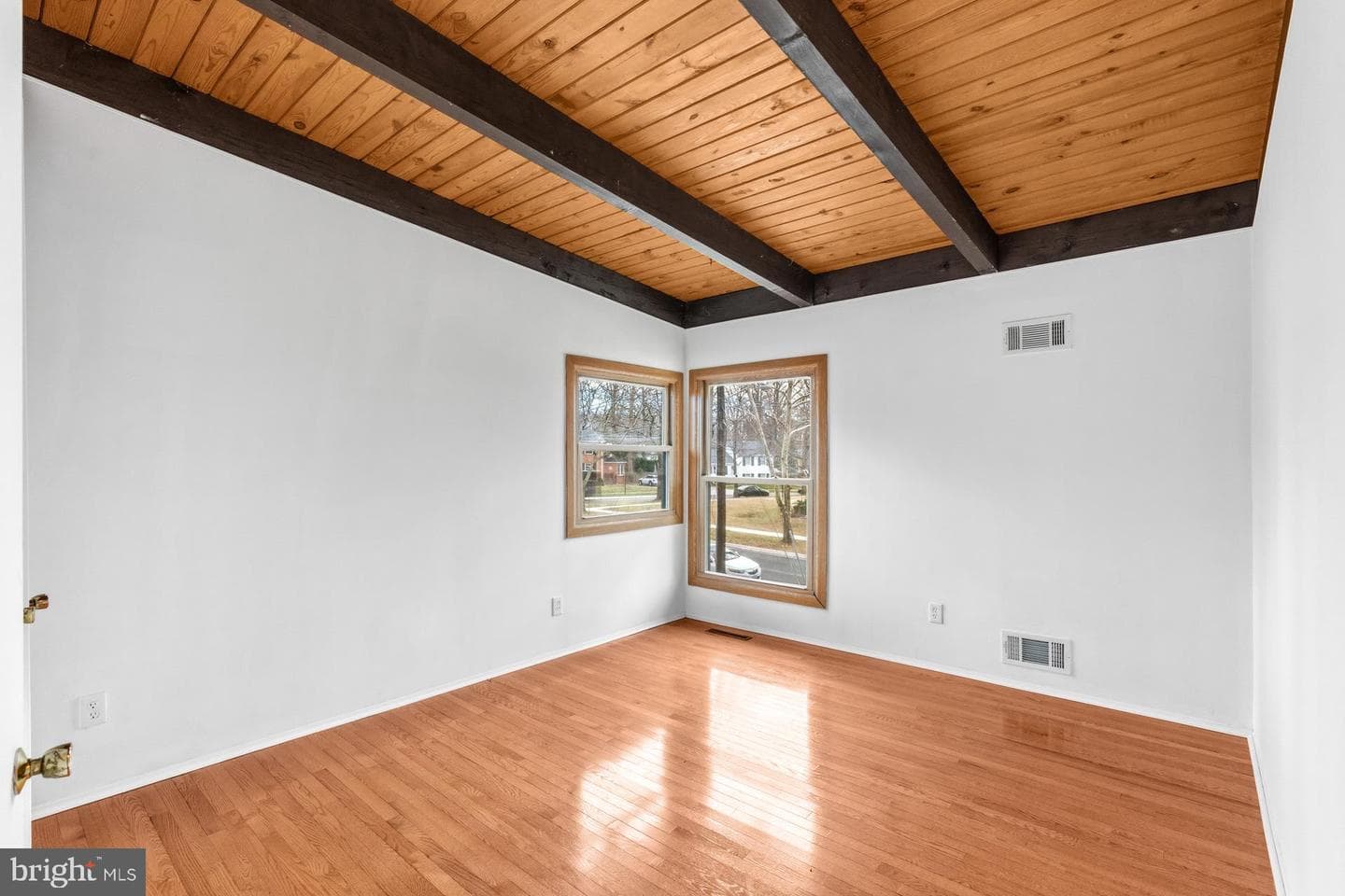900 Azalea Drive photo 20