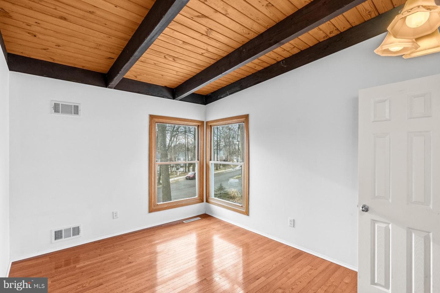 900 Azalea Drive photo 21
