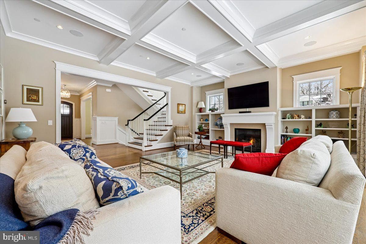 5709 Oldchester Road photo 2