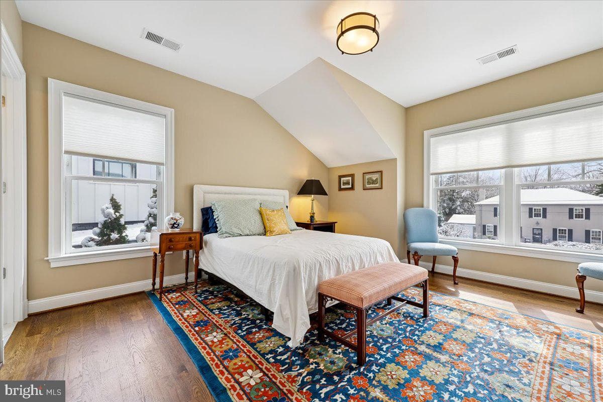 5709 Oldchester Road photo 38