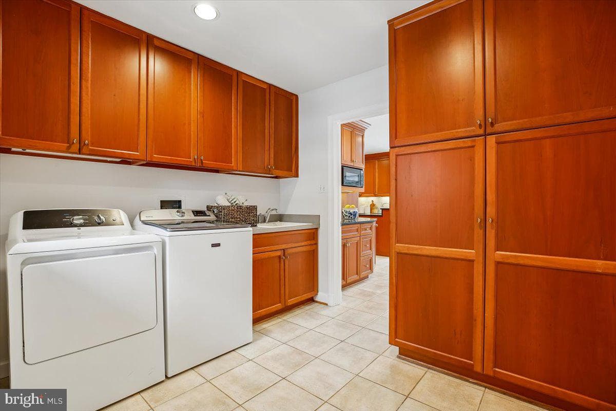 7117 Darby Road photo 15