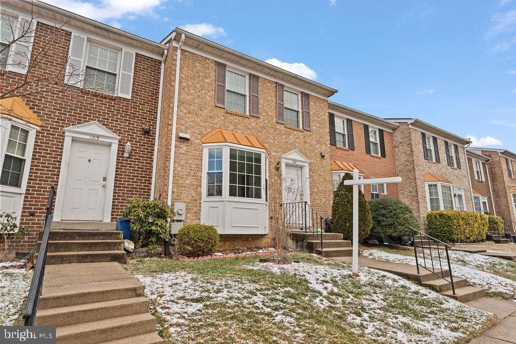 1211 Knoll Mist Lane photo 4