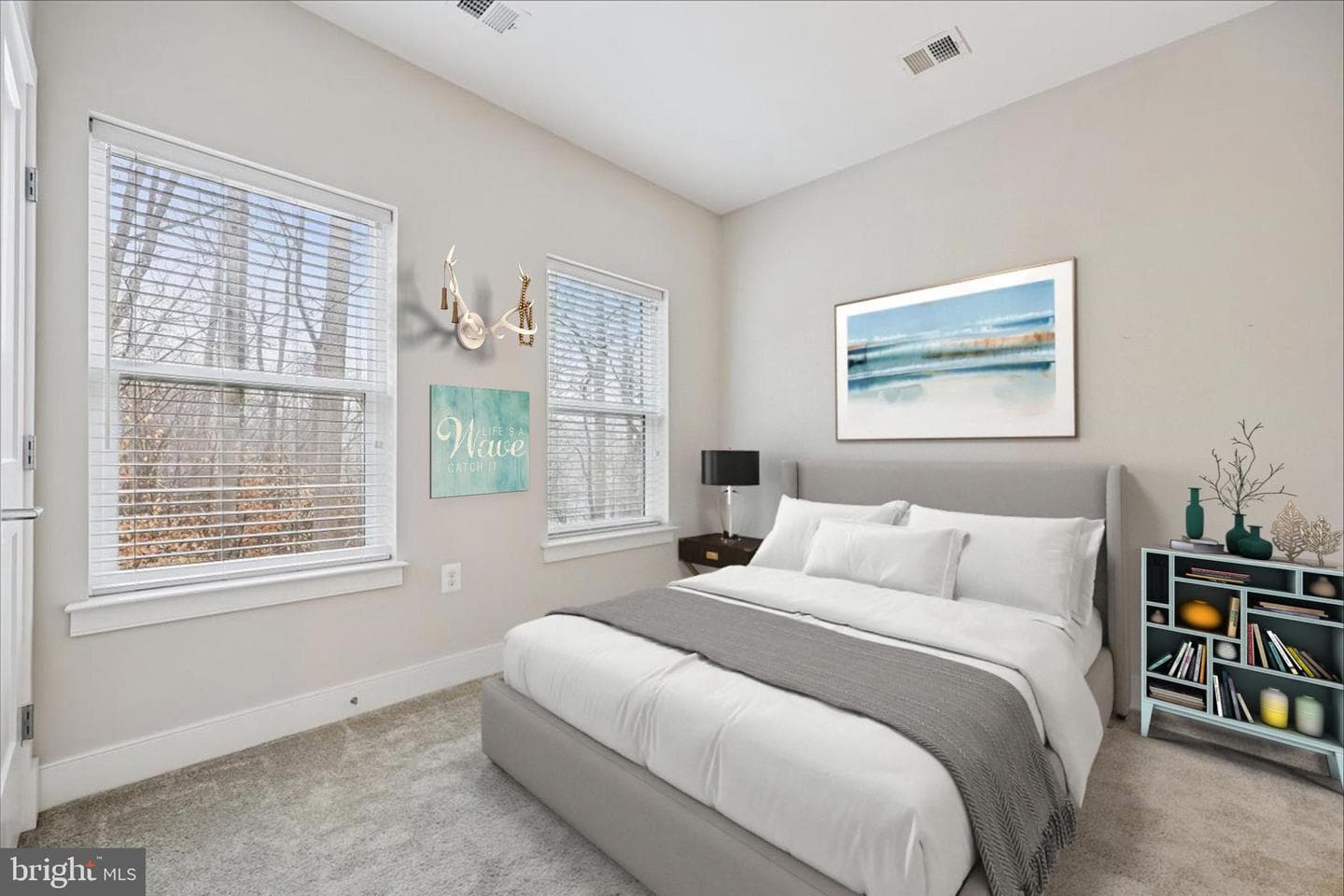 10340 Grosvenor Place photo 31