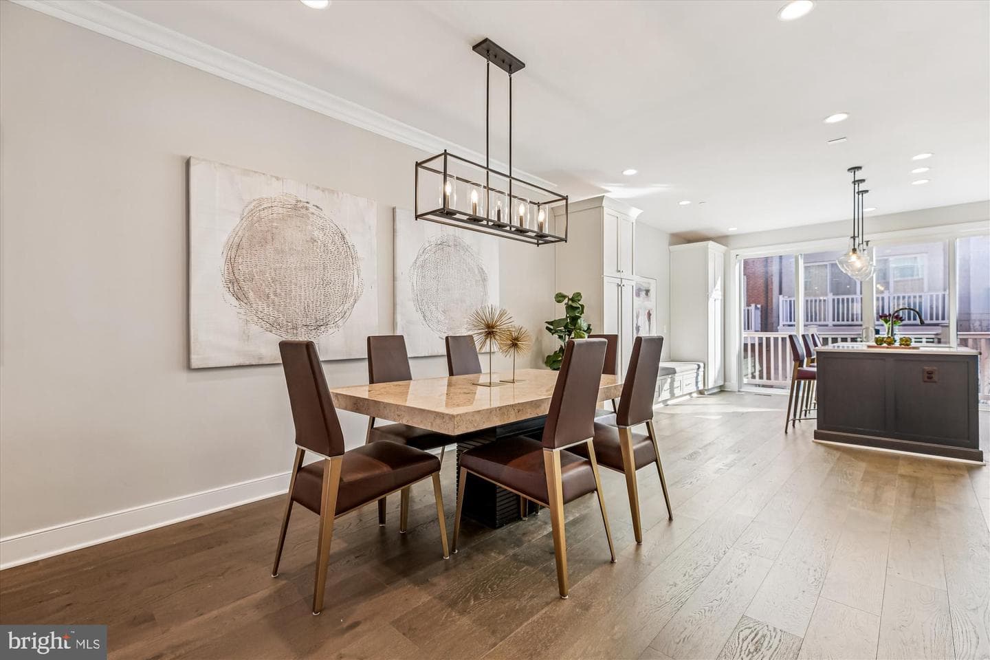 10340 Grosvenor Place photo 7