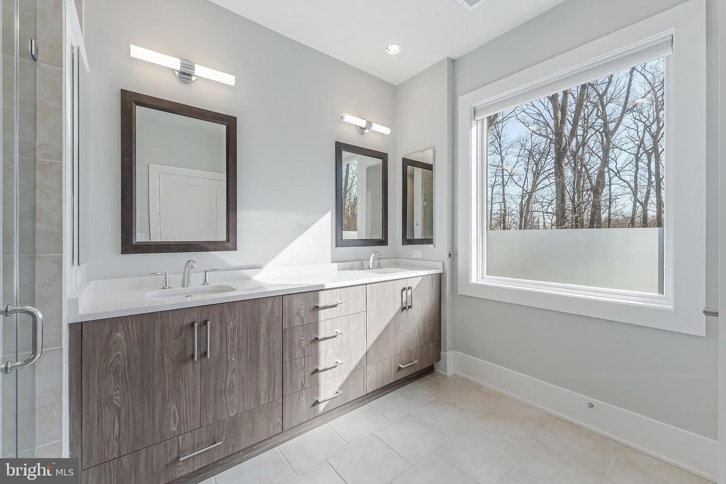 5348 Merriam Street photo 26